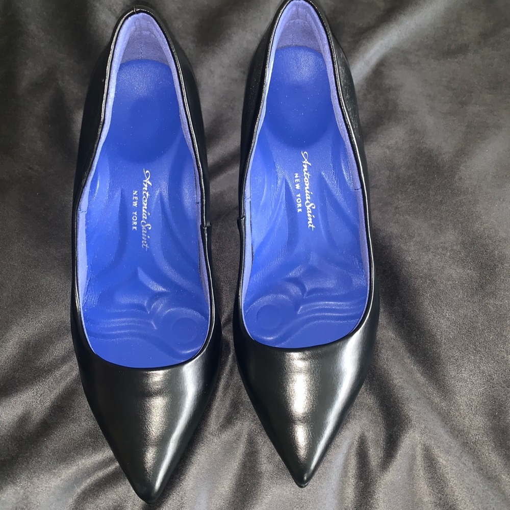 Antonia Saint  - the sneaker shoe